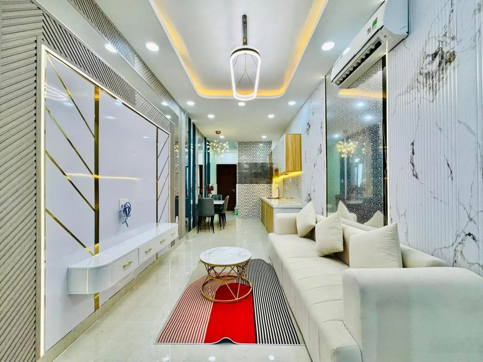 Bán nhà đẹp full nội thất trên đường Lê Văn Duyệt, phường 3, Bình Thạnh.