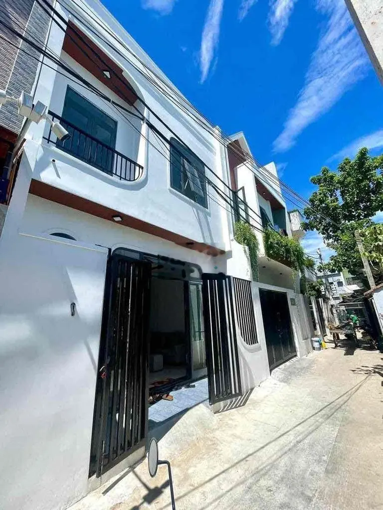 Nhà 2 tầng kiệt oto Tô Hiệu full nội thất xây mới hoàn toàn