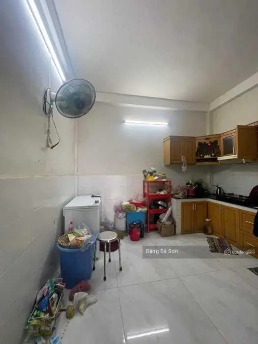 Hiếm! 4 tầng, xe hơi đậu, 4x14m, kế bên chợ Tân Bình, chỉ 7.5 tỷ