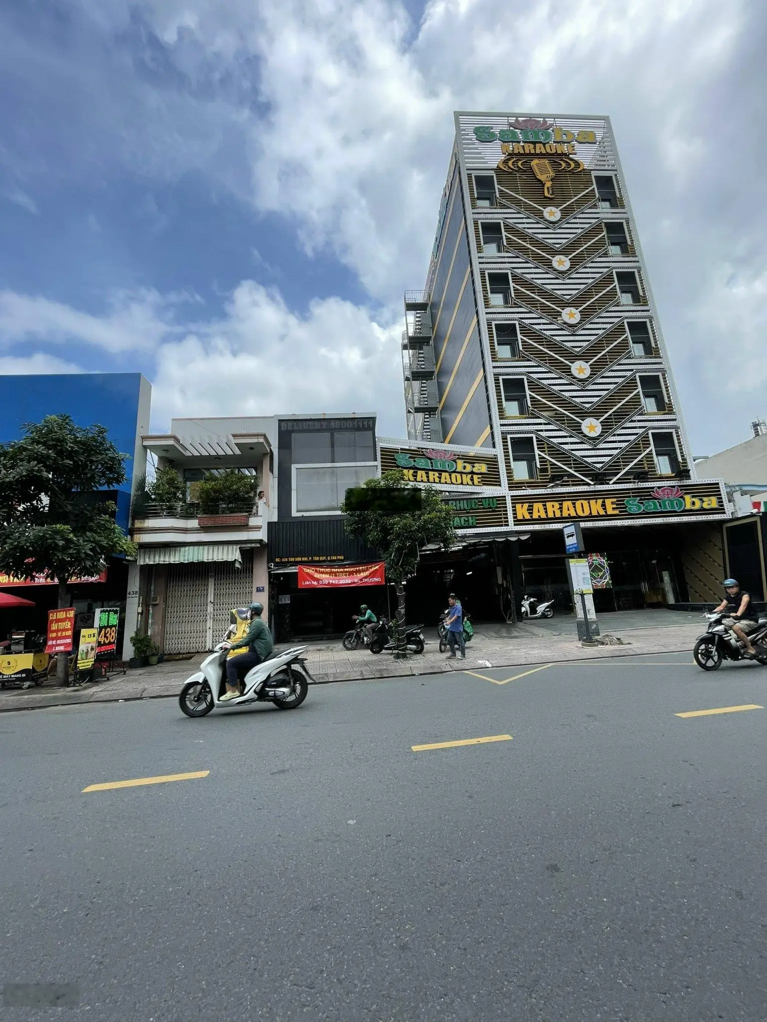Bán nhà mặt tiền đường 3 Tháng 2, P14, Quận 10, DT: 4x20m, giá rẻ nhất khu vực 22.5 tỷ (LH Kim)