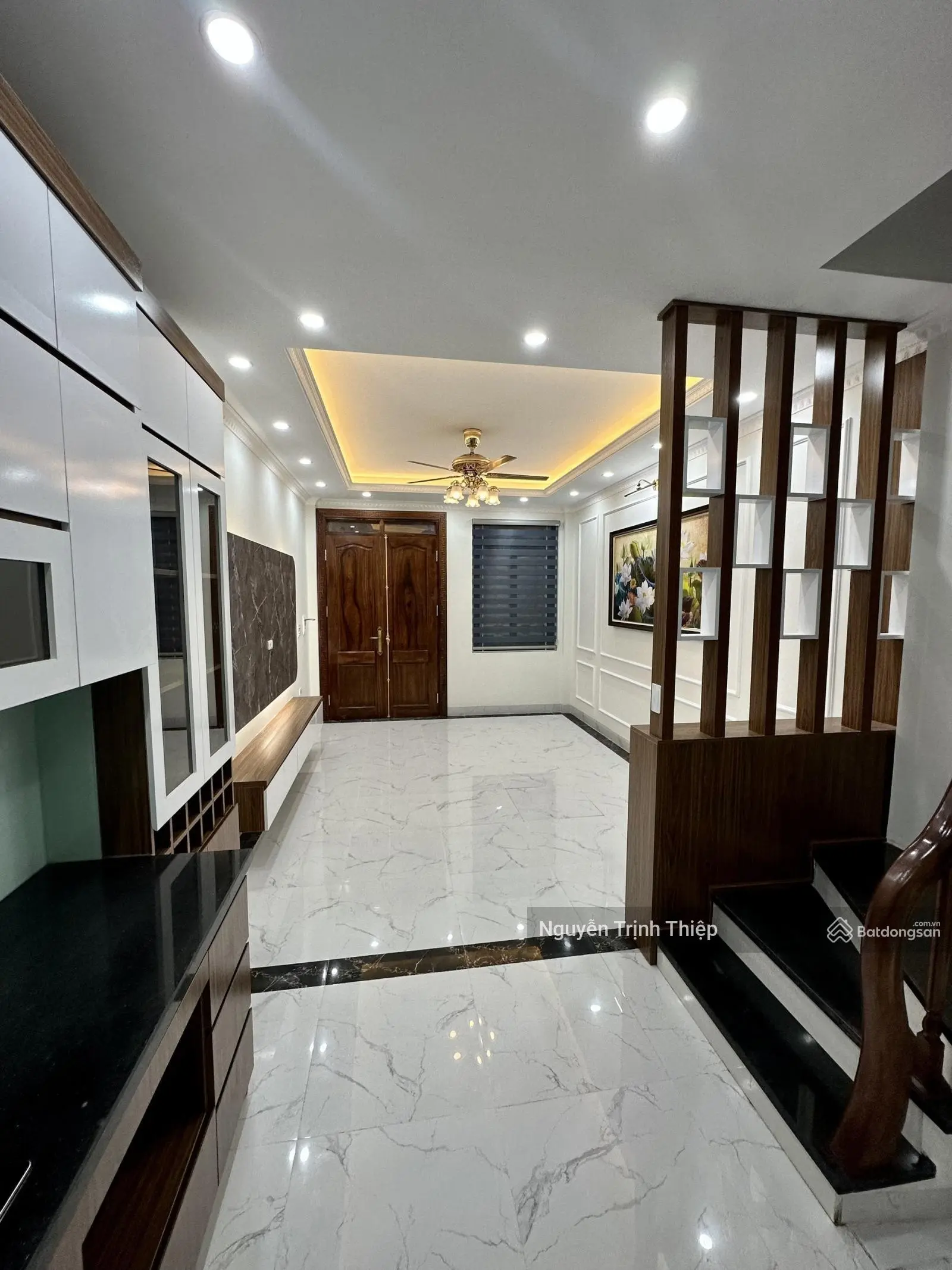 Bán gấp nhà full nội thất Cổ Nhuế Bắc Từ Liêm. DT 35m2 x 5 tầng. Giá 5.15 tỷ