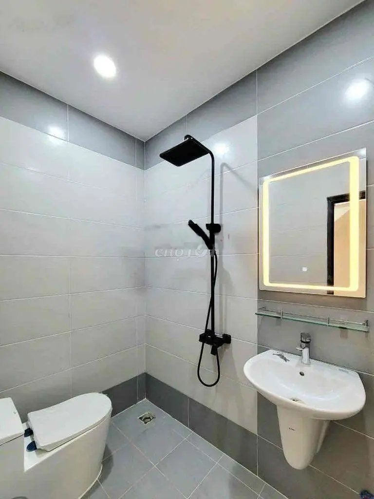 Tôi cần bán nhà Đường 12 - Bình An - Q2. ngay trục đường Trần Não. Giá 3Tỷ290/58,5m2 cho thuê 20tr