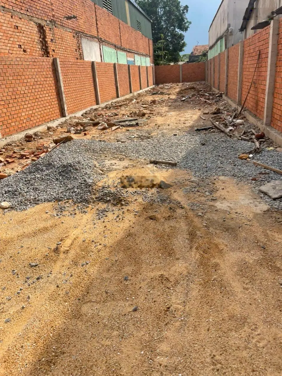 Bán đất MT Đại Lộ Bình Dương gần ngã tư Đất Thánh Thuận Giao 300m2 giá 11 tỷ