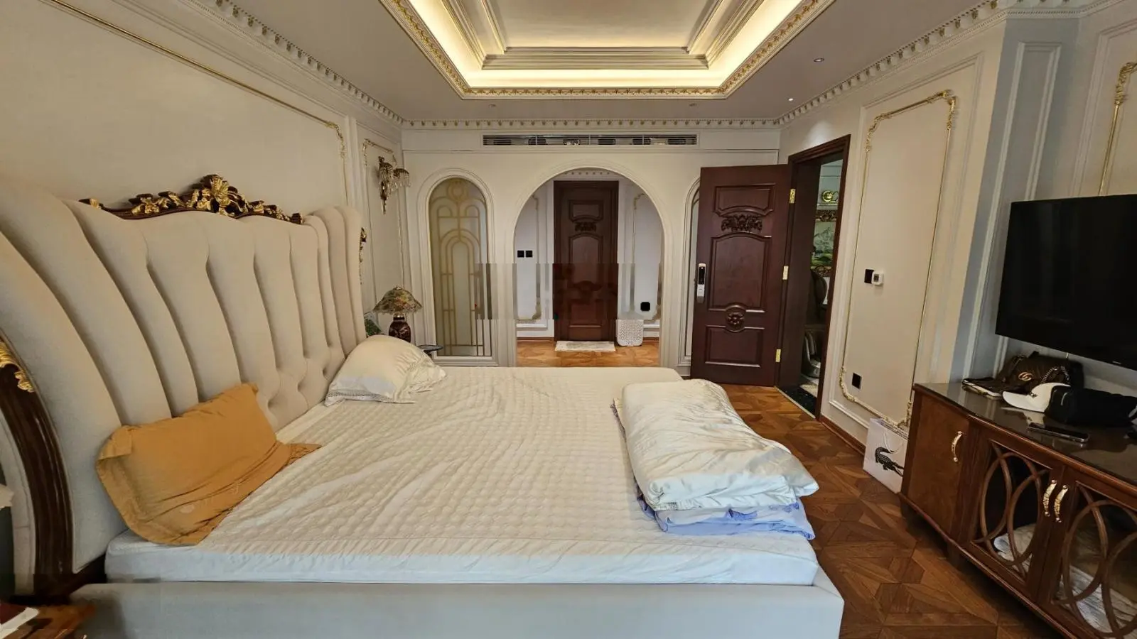 Biệt thự trung tâm khu đô thị Văn Phú - Hà Đông, 4t thang máy - 190m2, giá 54.5 tỷ lh: 0962797596