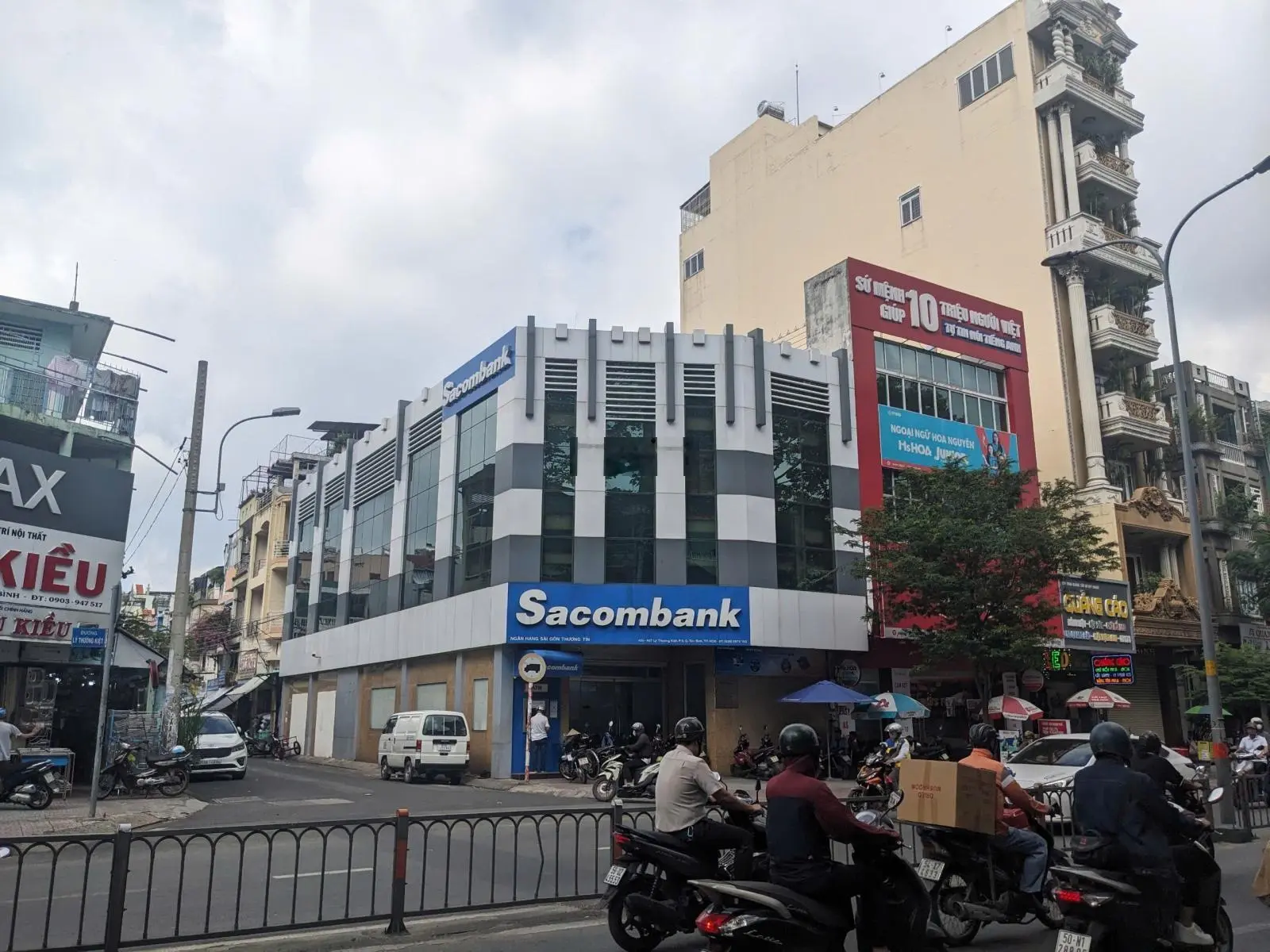 Siêu phẩm góc 2MT Lý Thường Kiệt-Duy Tân, P8, Tân Bình: 420m2 (16x25m), 3 tầng. HĐT 300 triệu/tháng