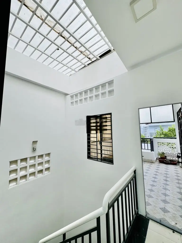 🌈🏠🌈Bán Nhà HẺM XE HƠI - Thống Nhất, P.16, Dt: 3.5x12m giá 5,5 tỷ TL