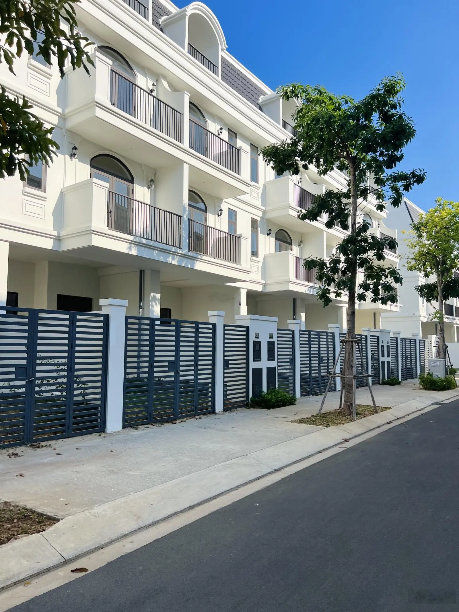 Lavida Bán Nhà Phố Ngang 5m Giá 5 tỷ450. Bao full thuế phí