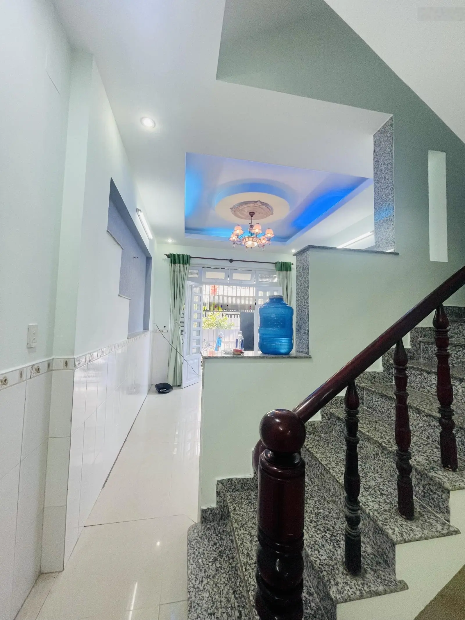 Bán nhà 3 tầng, 60m2, 4,55 tỷ ngay UBND Phường Long Trường, Quận 9, TP.HCM