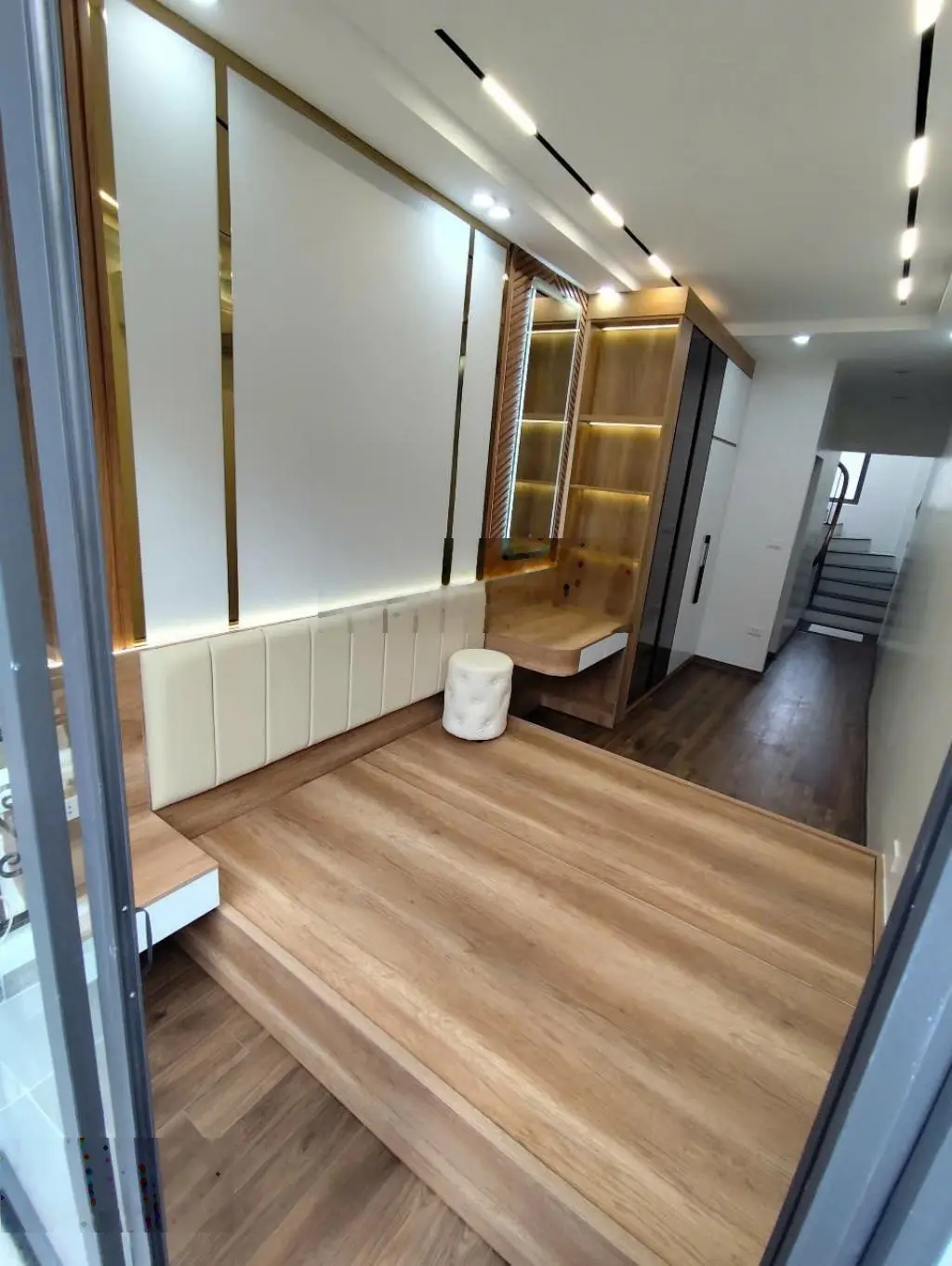 Đại La - Hai Bà Trưng - nhà xây mới tặng full nội thất. SĐCC sẵn sàng giao dịch