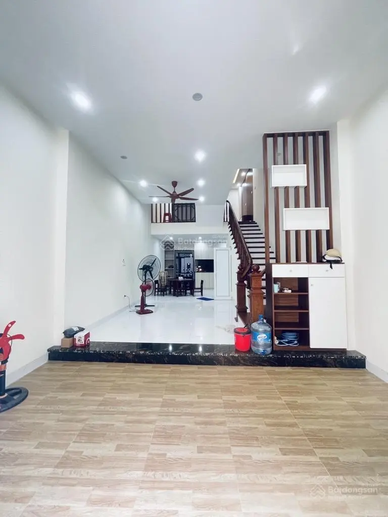Mua nhanh còn kịp: Quang Tiến-51m2 - ôtô 7 chỗ đỗ cửa-nhà KTS thiết kế - nội thất đẹp-sổ hoa hậu