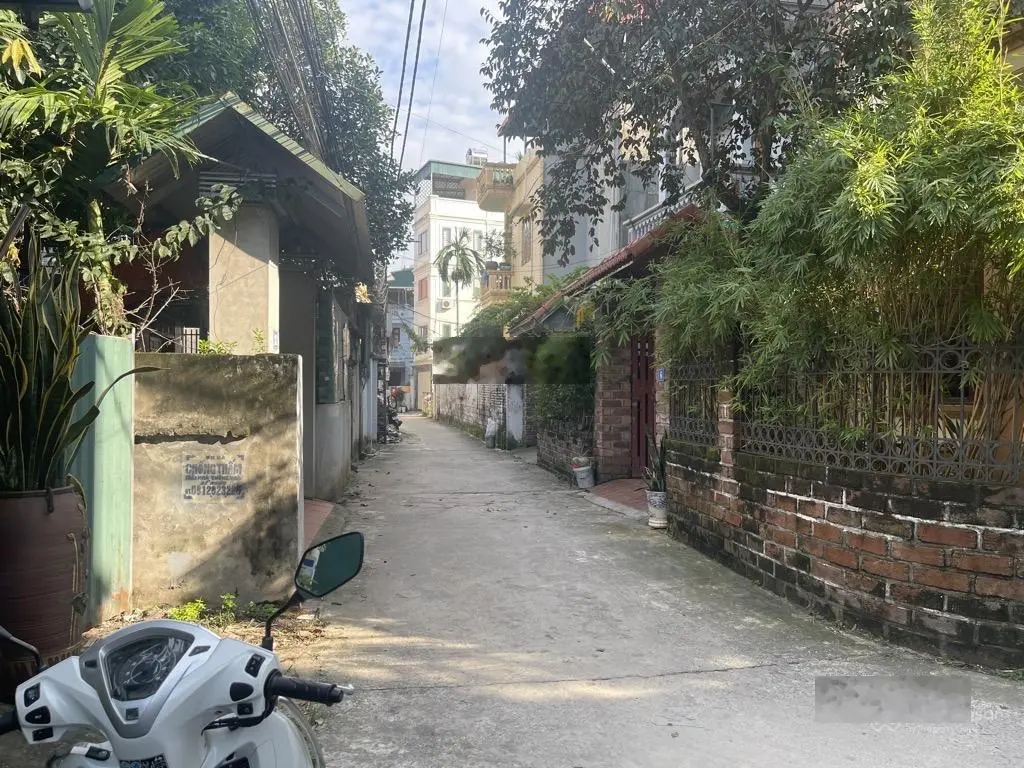 Bán 75m2 đất Cự Khối - ngõ thông ô tô - vuông vắn - đầu tư dữ tiền xây ở đều đẹp