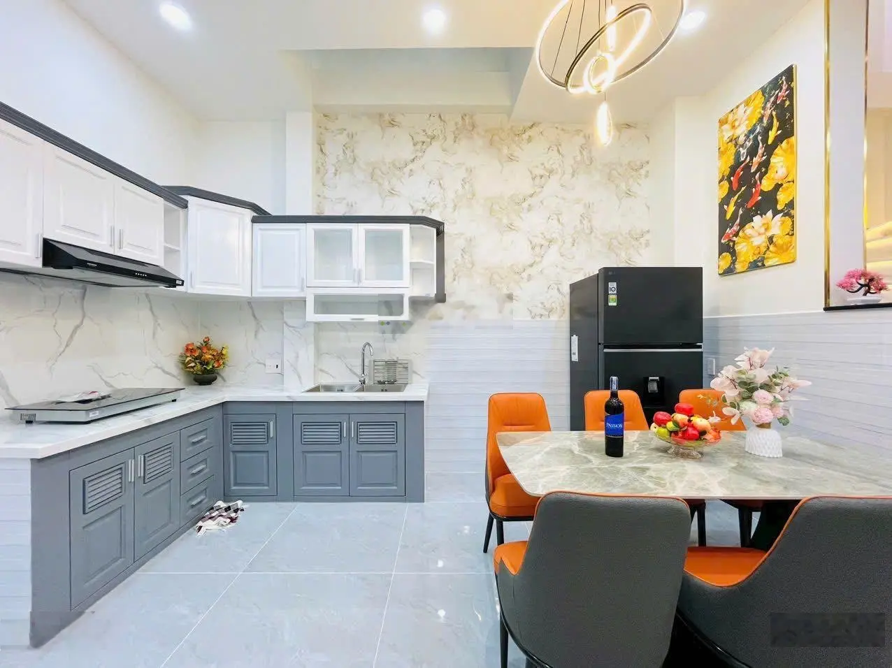 Hạ giá !! Bán gấp nhà 60m2, giá 1 tỷ 850 triệu Nguyễn Văn Quá vào 100m, Quận 12 hẻm xe hơi 6m, SHR