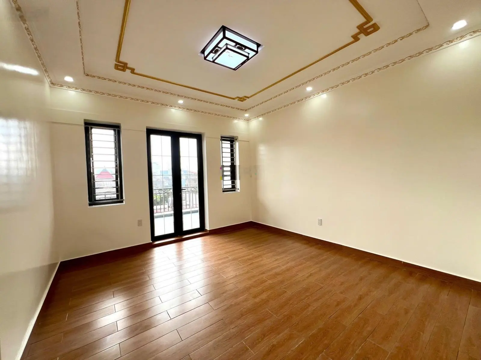 Bán nhà riêng view đẹp tại phường Dư Hàng Kênh, giá tốt nhất chỉ 4,68 tỷ VND, 65m2