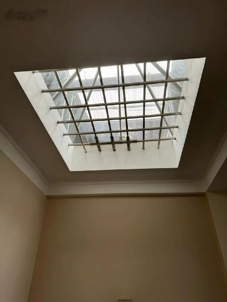 Bán nhà Cầu Giấy mặt ngõ ô tô tránh, kinh doanh đỉnh, ngõ thông - 2 thoáng full tiện ích