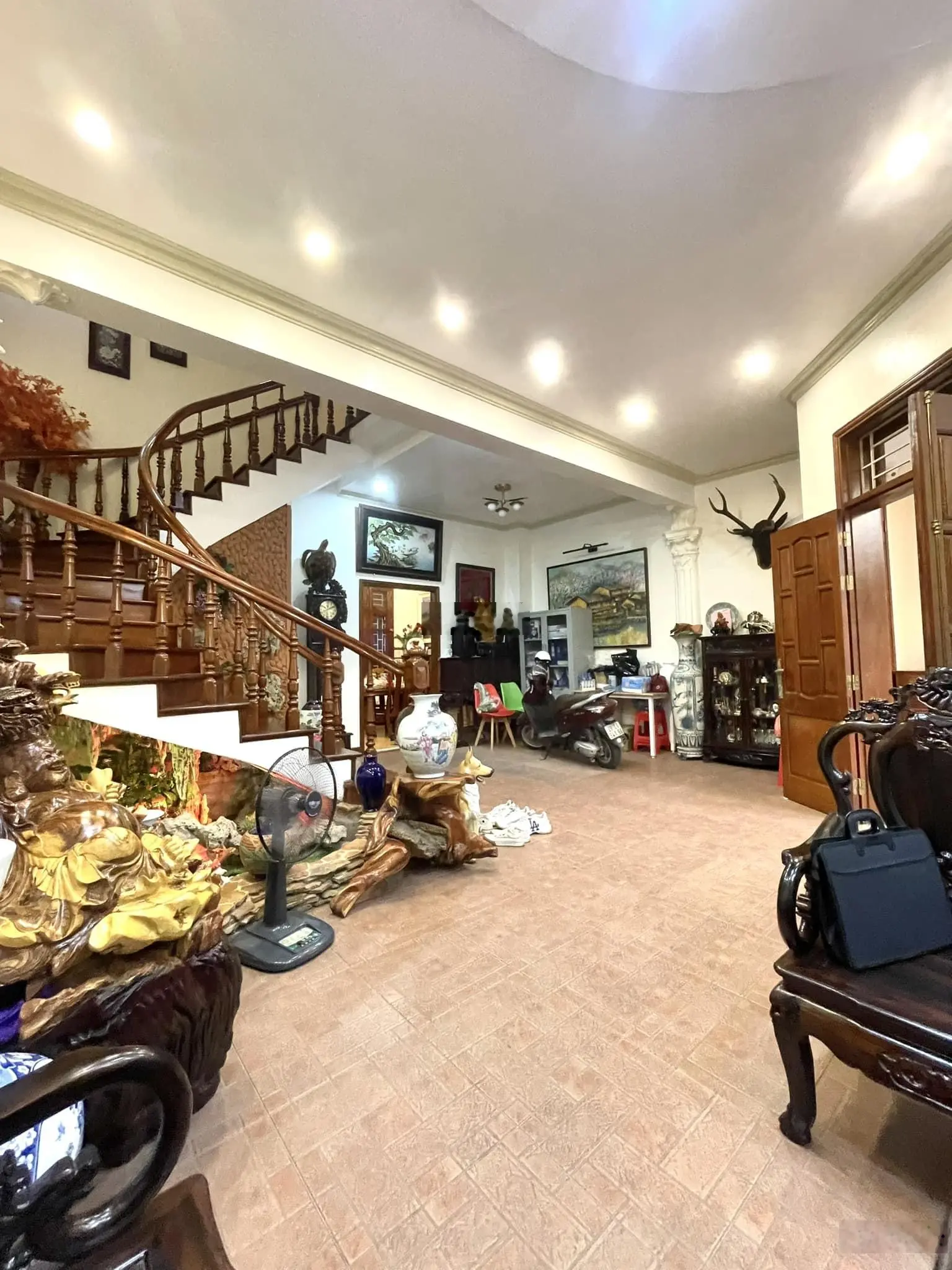 Bán nhà riêng tại Nguyễn Khuyến, Văn Quán, diện tích 83m2, giá 16.2 tỷ, liên hệ 0985 590 ***