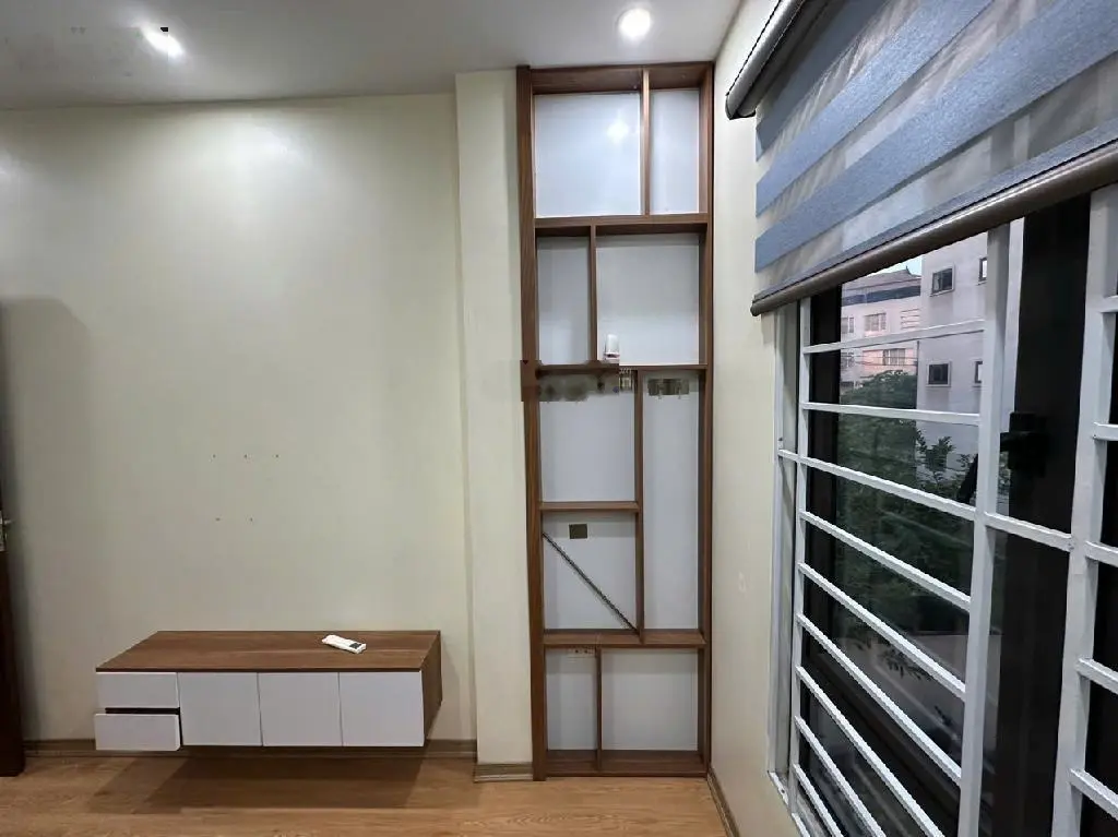 Bán gấp nhà đẹp Văn Tiến Dũng, Văn Trì, ô tô đỗ cửa, Quận Bắc Từ Liêm, giá: 5,45 tỷ