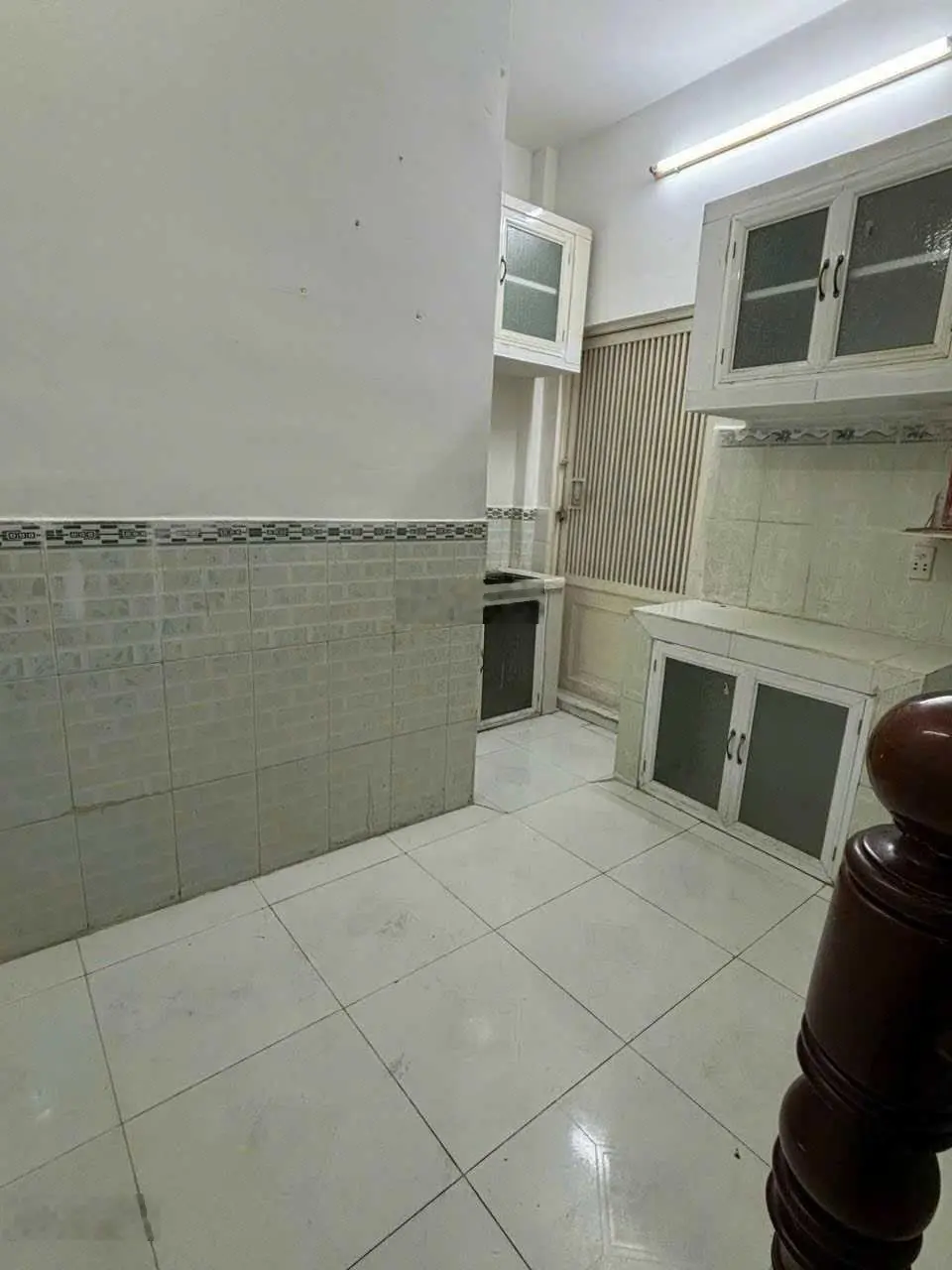 Bán nhà hẻm xe hơi ngã 4 Bốn Xã 2,390 tỷ, 2 PN, 2 WC, diện tích 24 m2, 1 trệt 1 lầu LH: 0938 030 ***