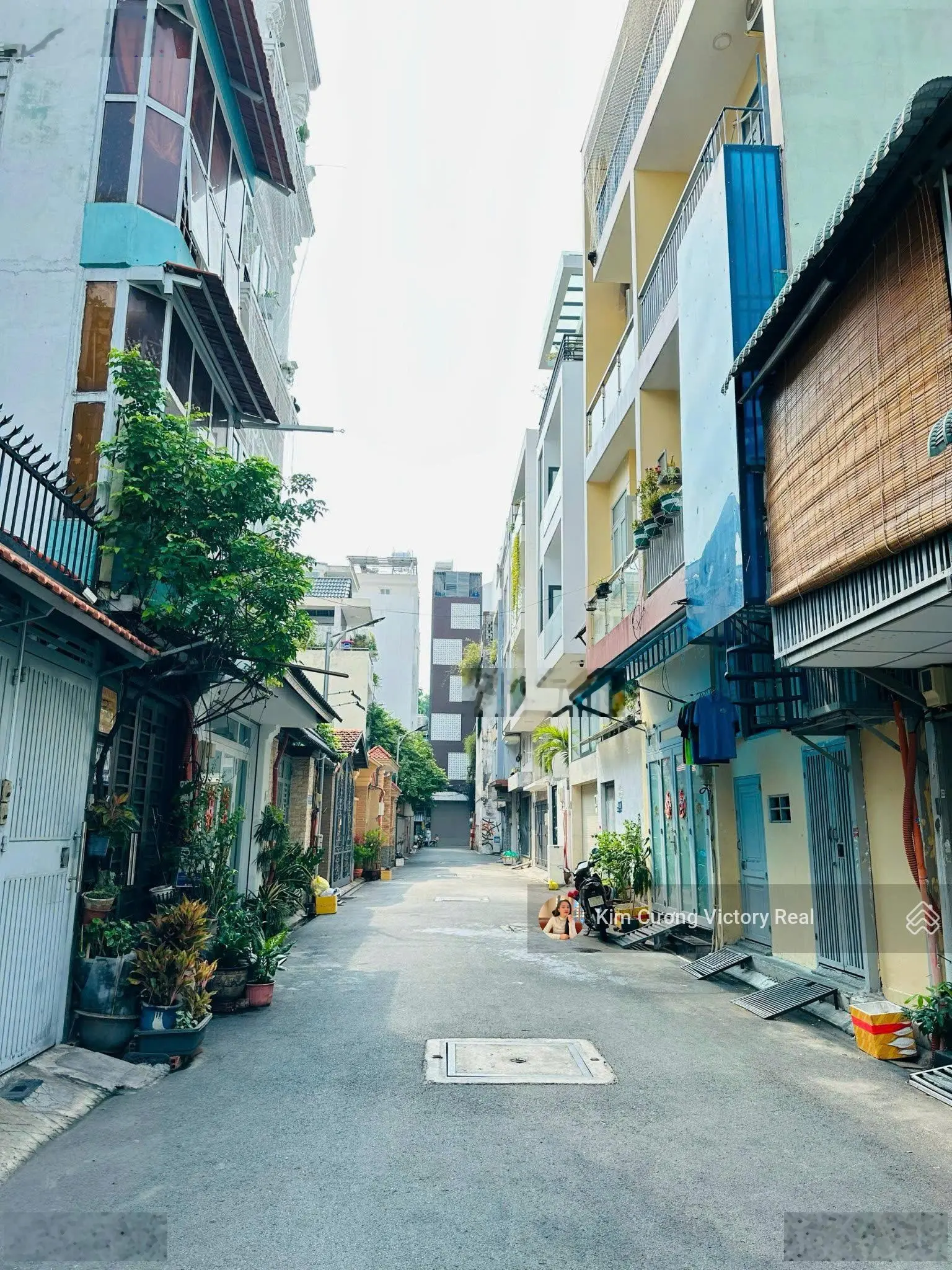 Bán Nhà Mới Đẹp 2 Lầu ST Vào Sử Dụng Ngay - Hẻm 62 Trương Công Định - HXH 6M khu Sang - 7.5 Tỷ TL