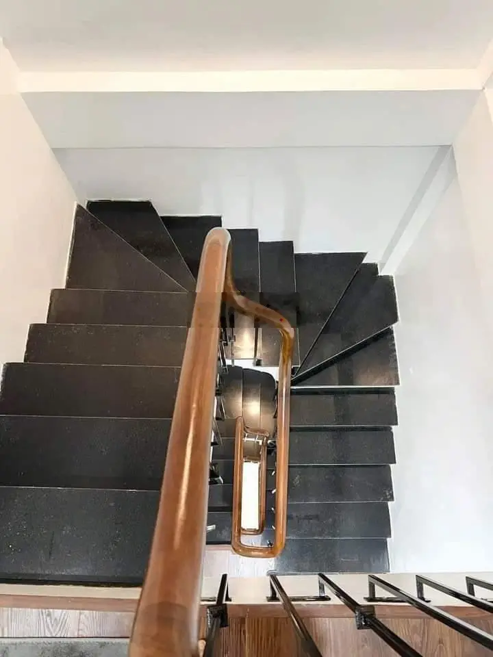 Hiếm hoi! nhà Đào Tấn, thang máy, ngõ thông, siêu mới, 55m2 *7T