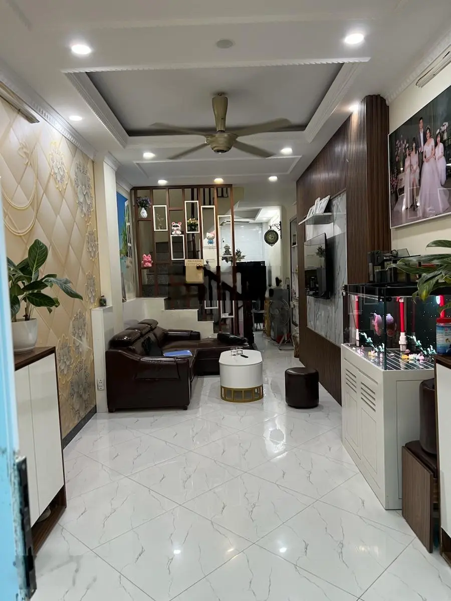 Nhà Lĩnh Nam 41m2 4 tầng - giá 6ty500 - sổ đỏ