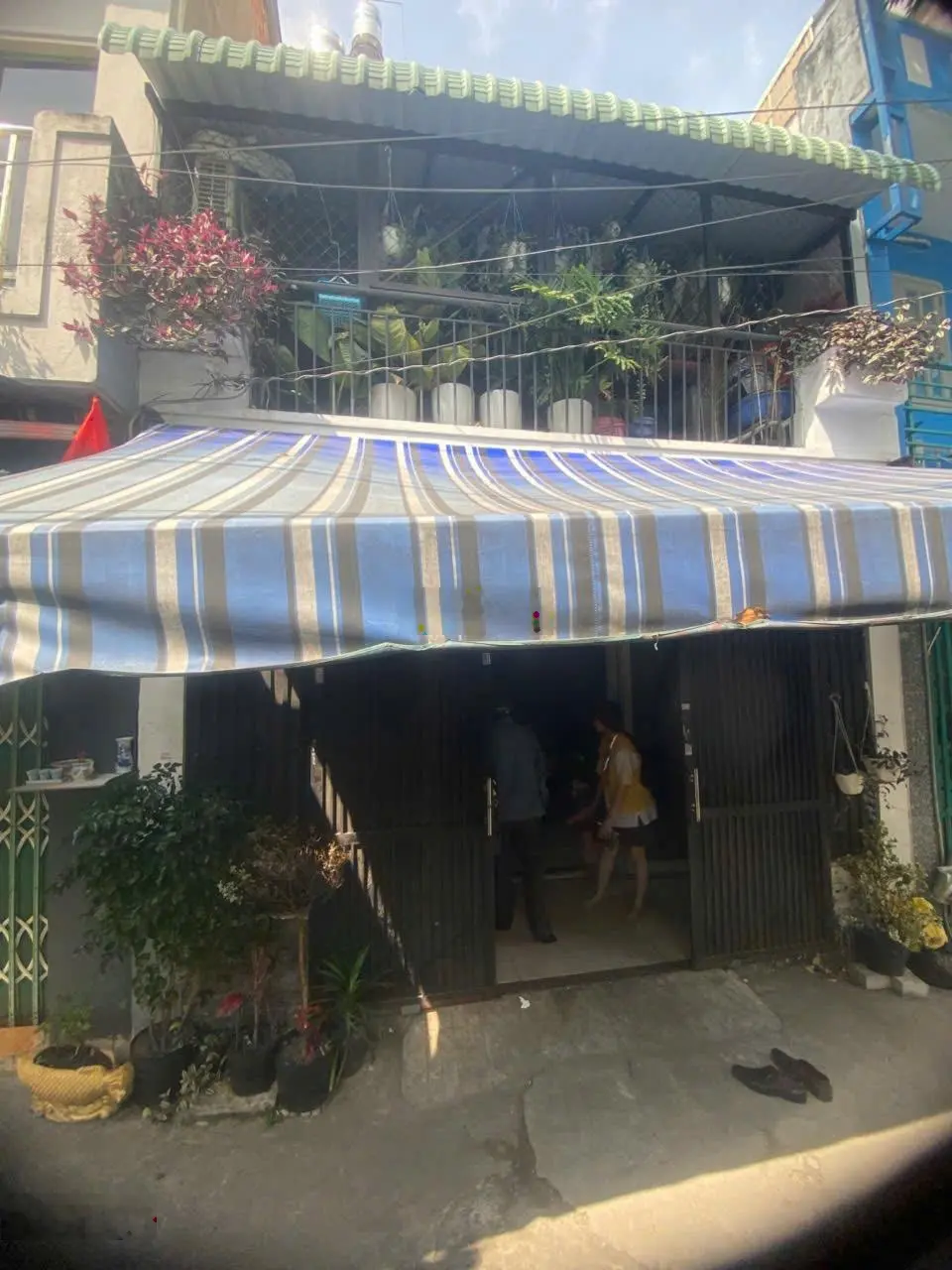 Chính chủ gửi bán căn nhà cấp 4, đường Nguyễn Văn Quá, Quận 12, DT 4,5x8,5m, sổ hồng, giá 3tỷ450