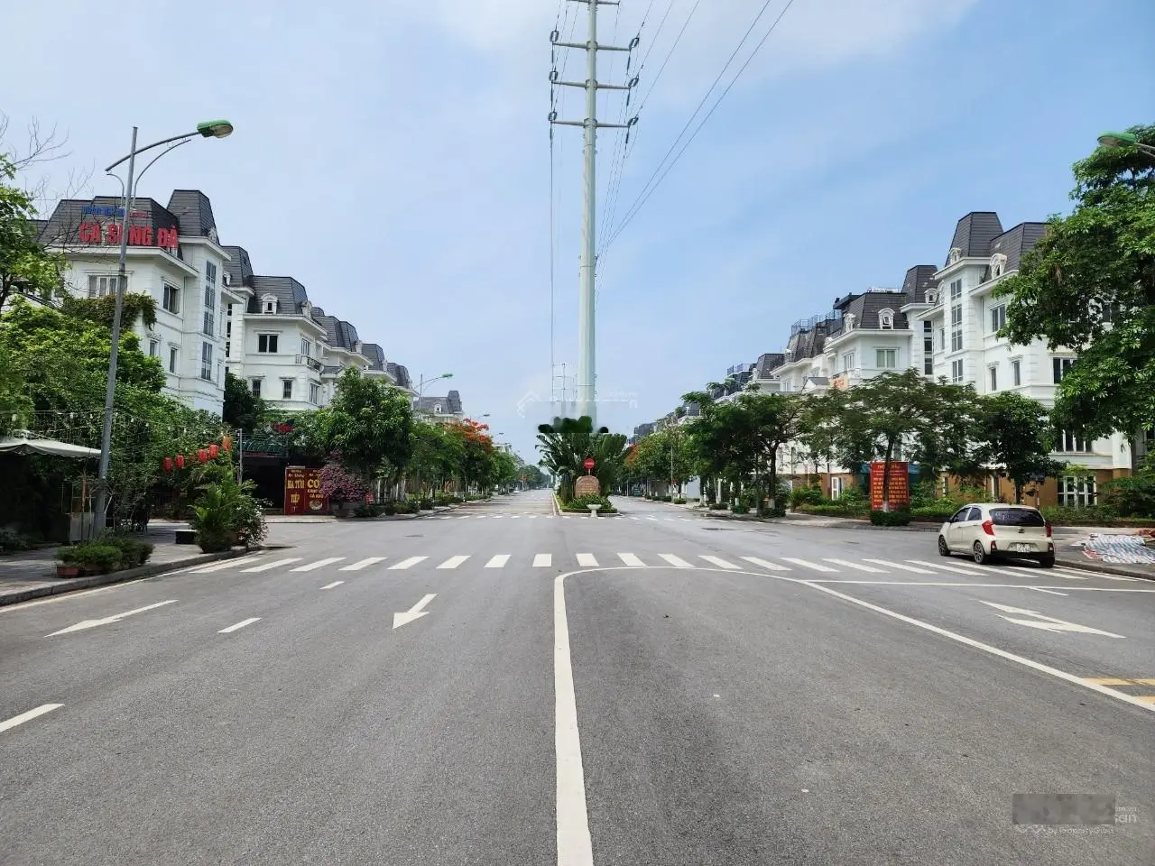 Bán gấp 300m2 sổ đỏ tại Trạm Trôi, Hoài Đức, 0966 615 ***