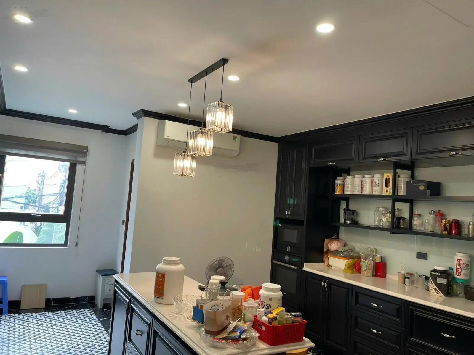 Chính chủ gửi bán căn nhà phố tại Nguyễn Sơn chuẩn ảnh xách valy về ở luôn giá chỉ nhỉnh 30 tỷ
