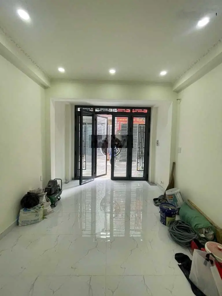 Bán nhà 2 tầng HXH gần Cách Mạng Tháng 8 phường 5 Tân Bình, giá chỉ 7,2 tỷ