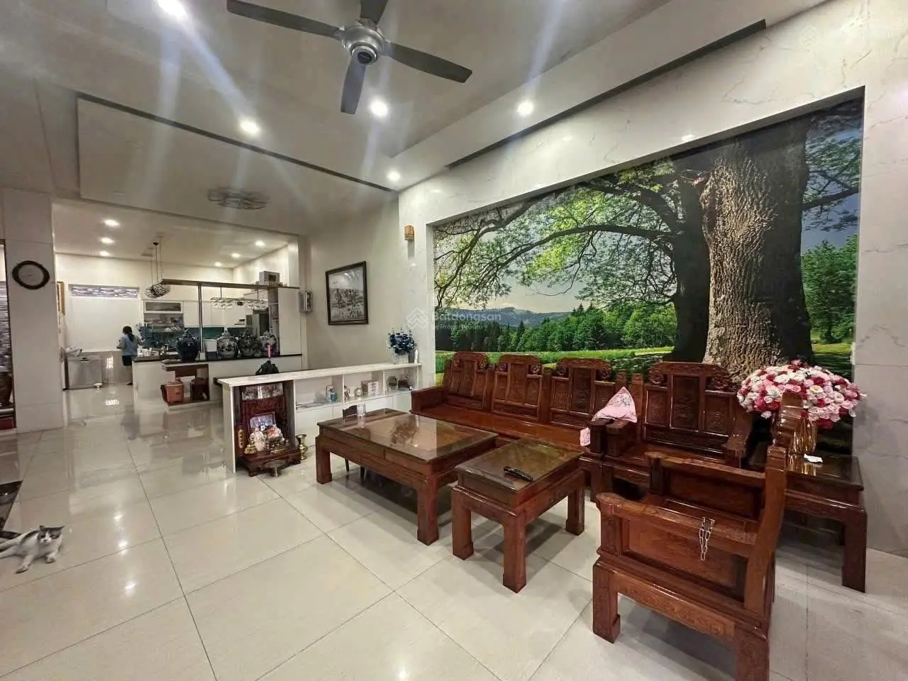 Bán biệt thự đẹp 8m x 22m. Xây 2 lầu đường Lê Thị Riêng, Phường Thới An, Quận 12