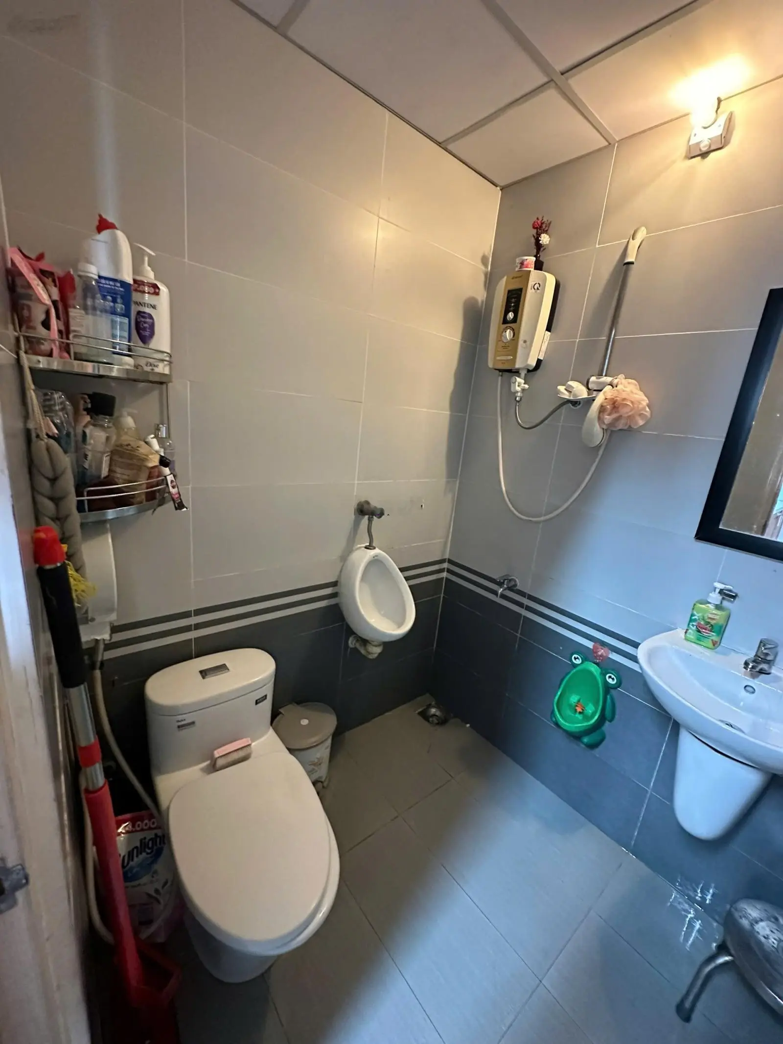 Chính chủ cần bán nhanh căn hộ 70m2 tại Nguyễn Văn Linh, Bình Chánh. Sổ hồng sẵn công chứng nhanh