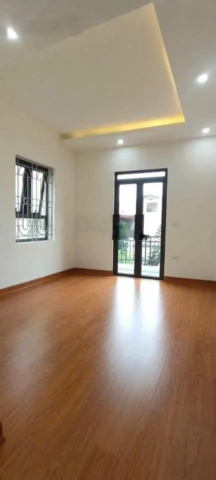 Nhà Biên Giang 4,5 tầng*32m2, đường ô tô, ngay hồ An Thắng, 500m ra QL6, 10p lên bx Yên Nghĩa