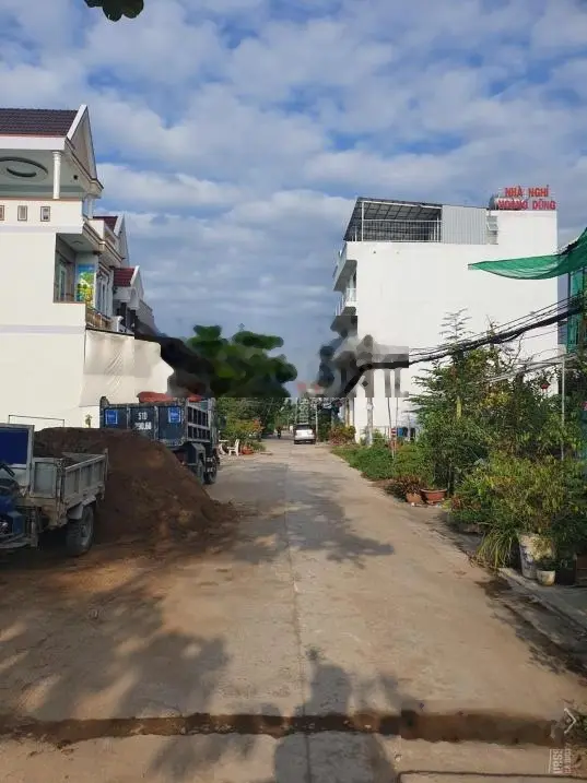 Bán đất 100m2 thổ cư đường nhựa 10m mặt tiền 154 - Nguyễn Văn Tạo