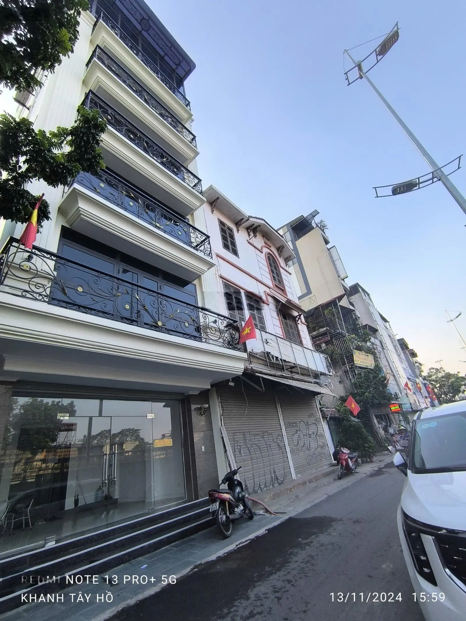 Bán nhà mặt phố 8 tầng dt 50m-mt 6m-lô góc-thang máy-view hồ tây-trung tâm quận tây hồ.giá: 22.5 tỷ