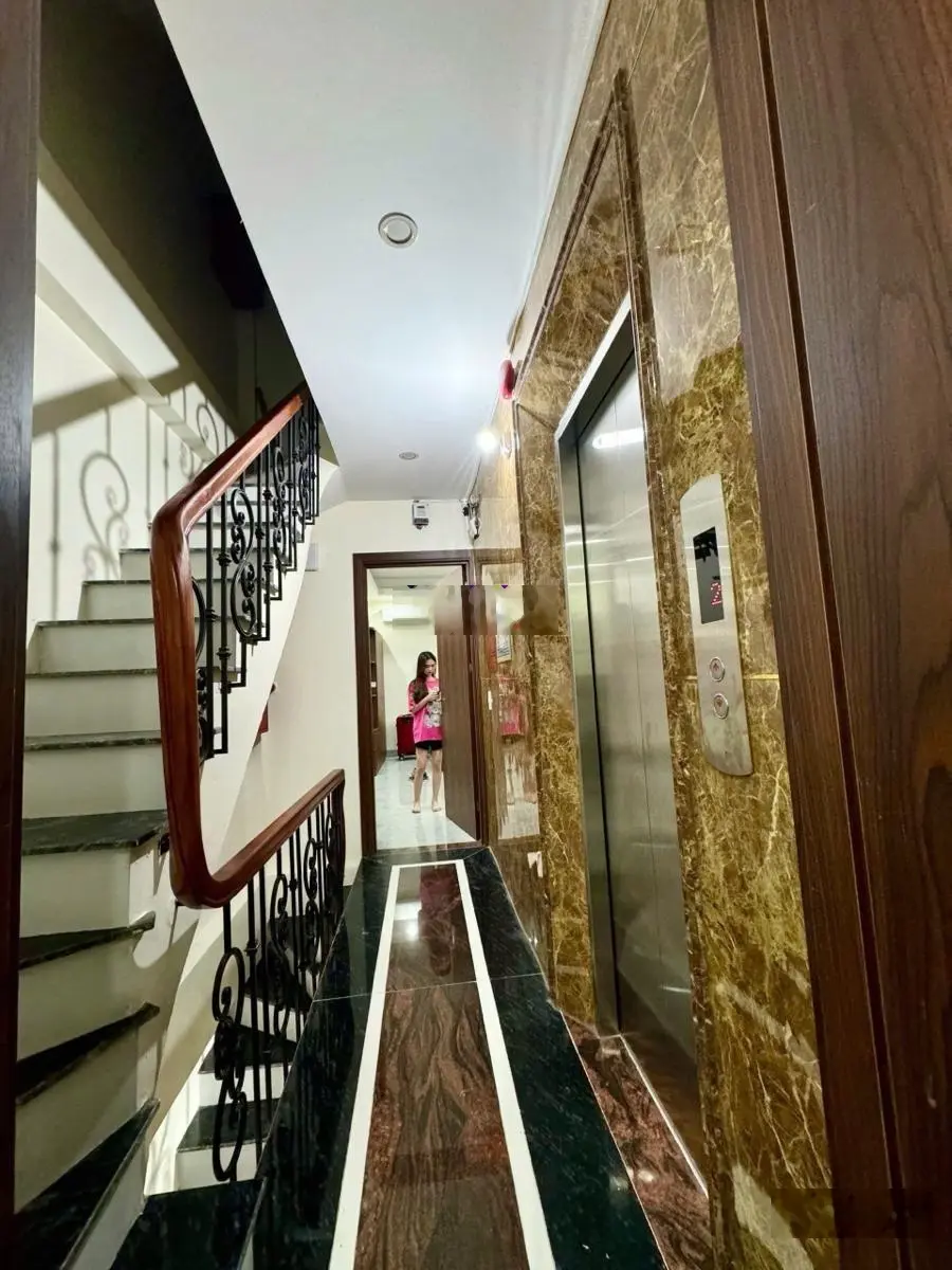 Bán Gấp Gà đẻ trứng vàng phú Diễn 50m2 x 7 tầng 10 phòng khép kín full nội thất Thang máy víp