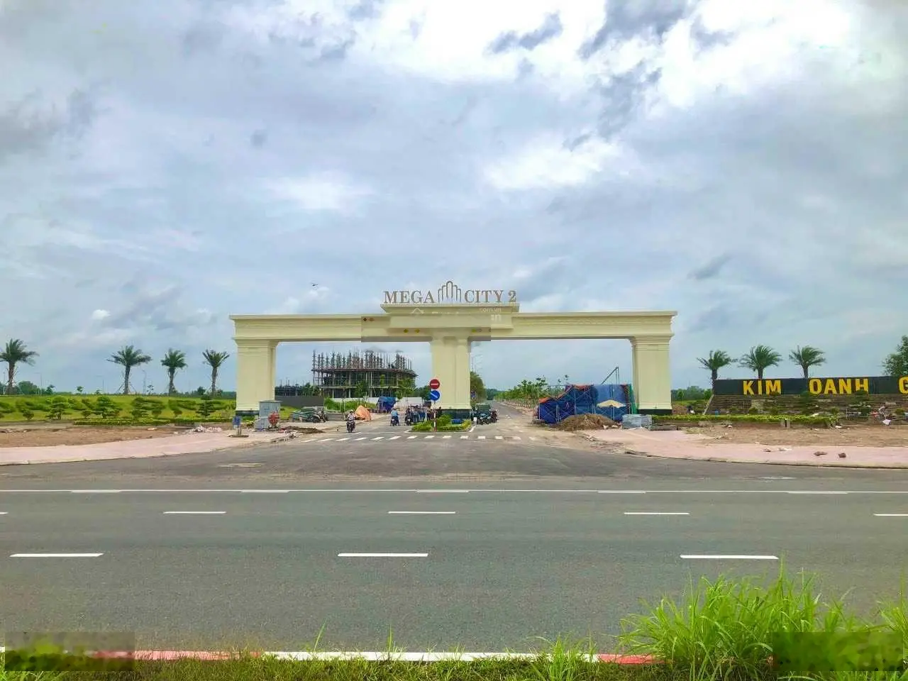 Chính chủ cần bán 1 nền Mega City 2 giá ngộp, nằm TTHC Nhơn Trạch MT 25C nối sân bay LH 0949 610 ***