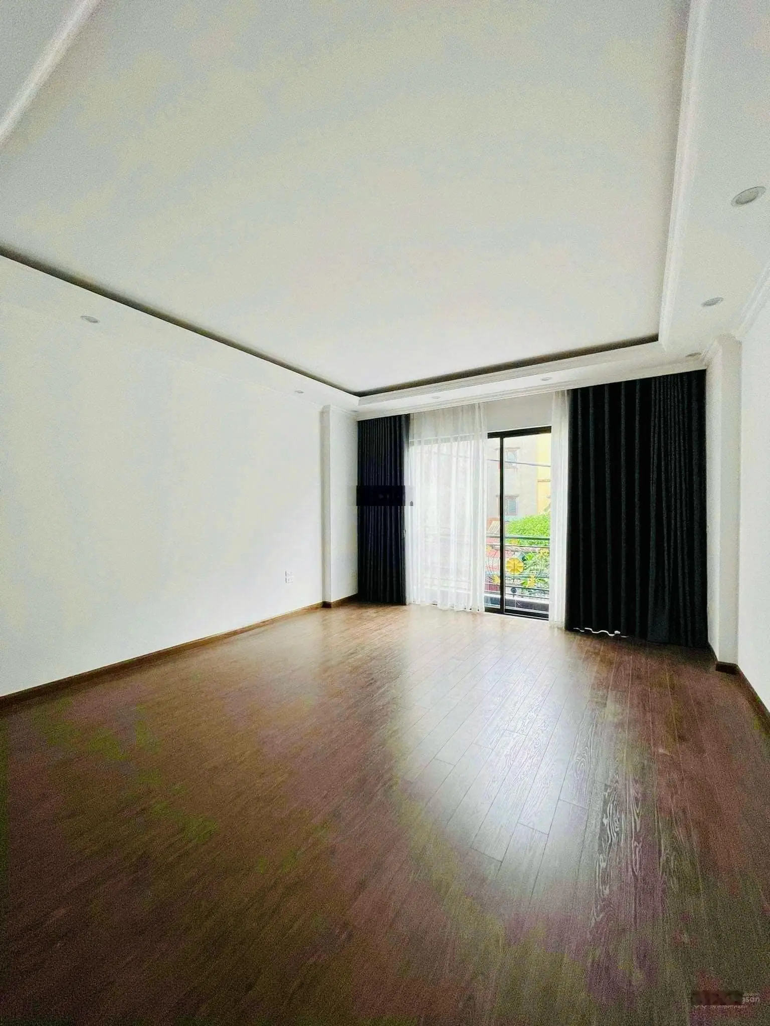 Bán Nhà Âu Cơ Tây Hồ Dt:60m2 Mt:5m 6Tầng Thang Máy Nở Hậu Giá 16 Tỷ KD Cho Thuê GT Thuận Tiện