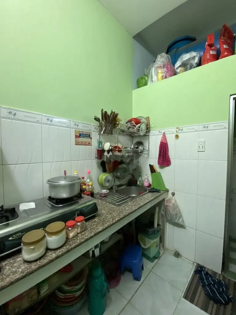 Bán nhà trệt lầu đúc kiên cố giá 980 triệu gần chợ Xuân thới Thượng