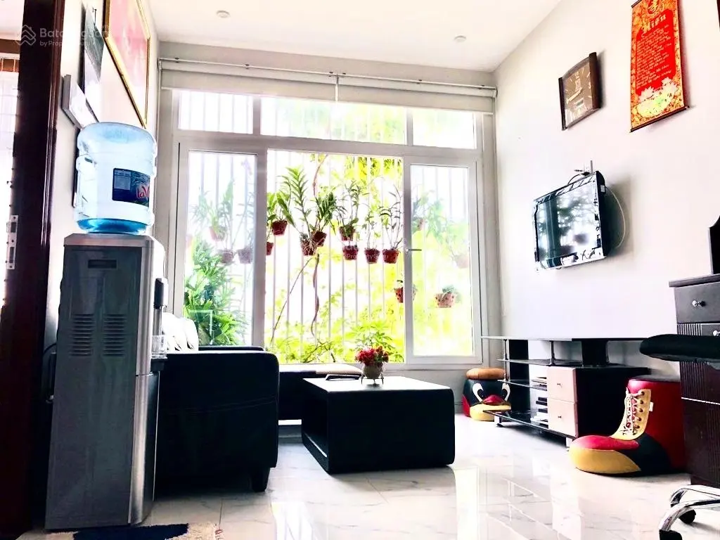 Chủ nhiệt giảm mạnh - siêu phẩm biệt 3 tầng - ngay Kha Vạn Cân - HXH - ngang hoành tráng 8m - 120m2
