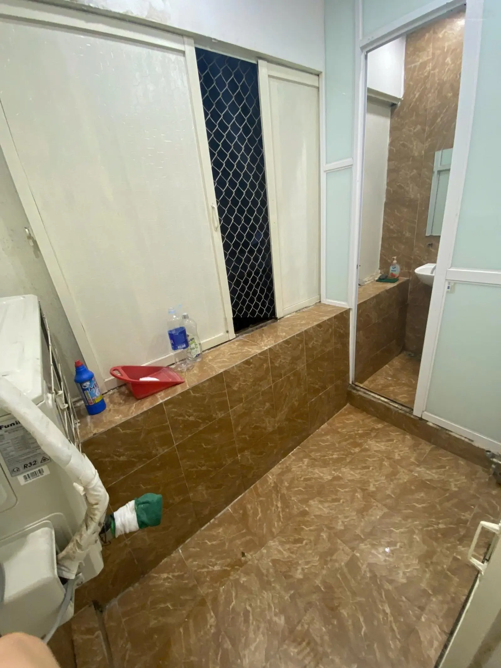 Bán gấp nhà tập thể tầng 2 Huỳnh Thúc Kháng, trung tâm Đống Đa, giá người nhà 80m2/tầng 2/4,1tỷ