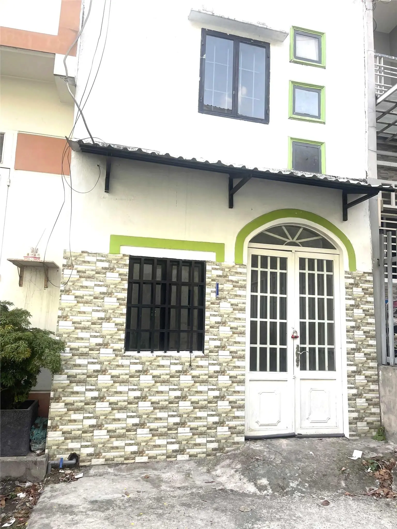 Kẹt Tiền Bán Nhà Gấp 2 Tầng Hẻm Xe Hơi 24m2_3.5x7m Quốc Lộ 13 Hiệp Bình Phước Thủ Đức Chỉ 2 tỷ.