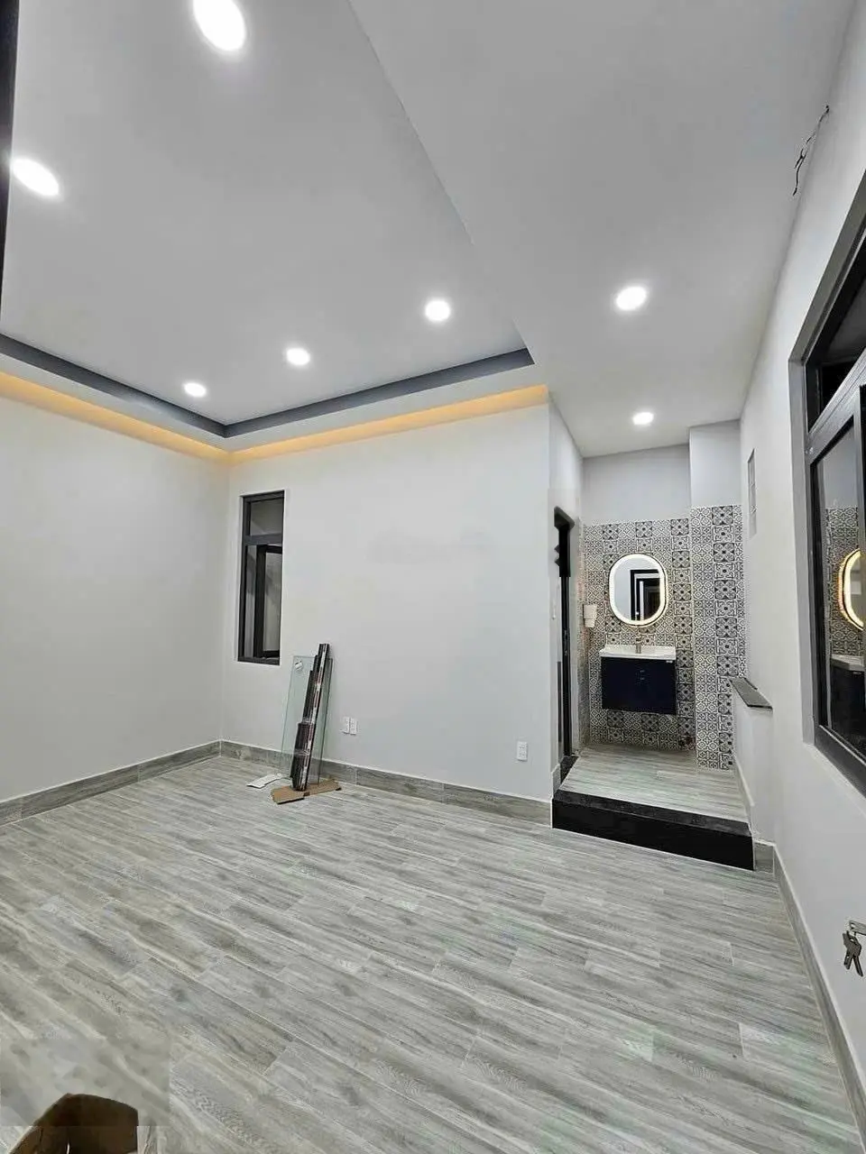 Bán nhà riêng tại Huỳnh Tấn Phát, 7,45 tỷ, 70m2, 4PN, 5WC, 3 tầng, giá siêu hời