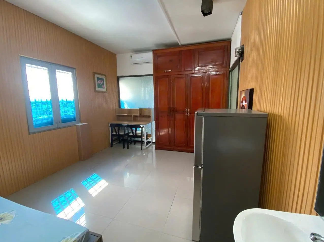 Bán tòa căn hộ Ông Ích Khiêm - thu nhập 55tr/th - giá bán 11.8 tỷ. LH 0905.350.585 xem nhà