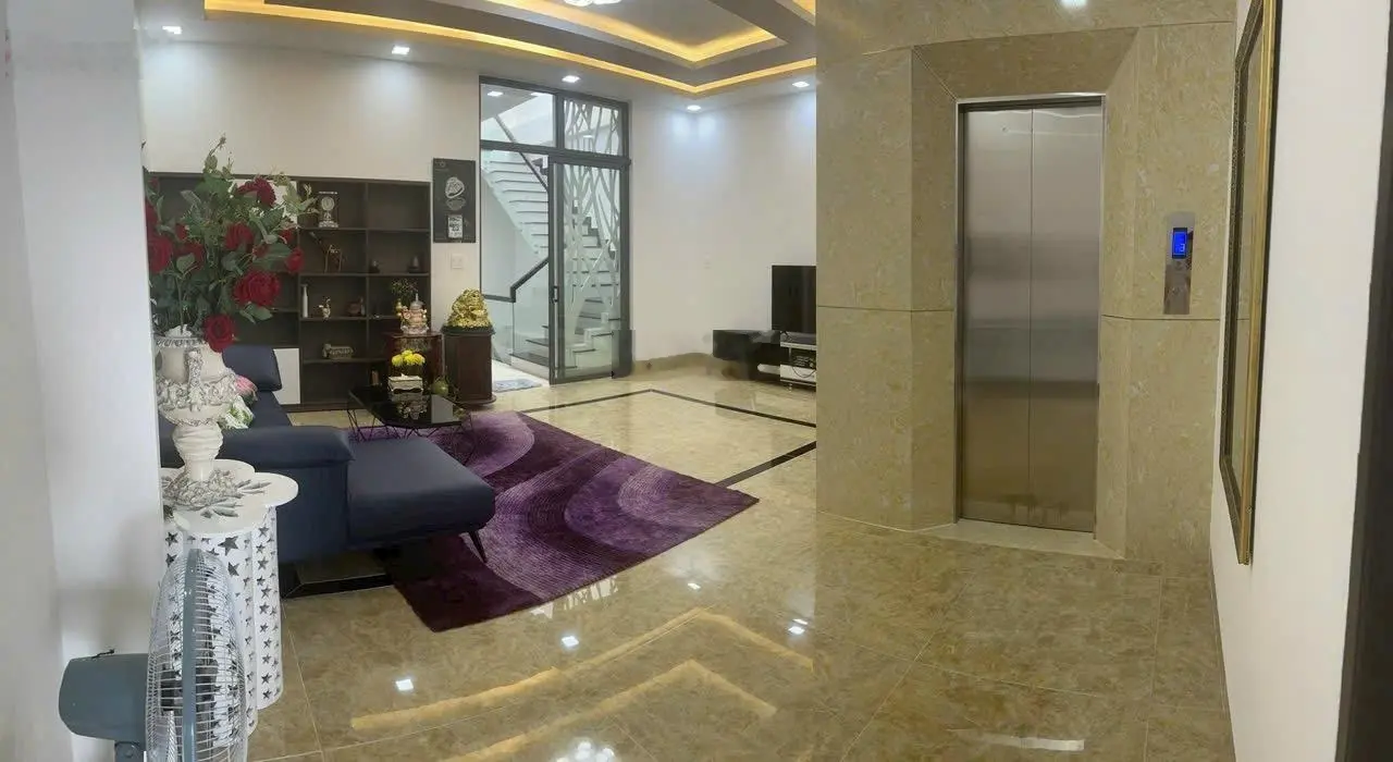 Bán 148,8m2 chỉ 16,5 tỷ nhà 4 tầng đường 2/4, Phường Vĩnh Phước, Nha Trang 0964326158