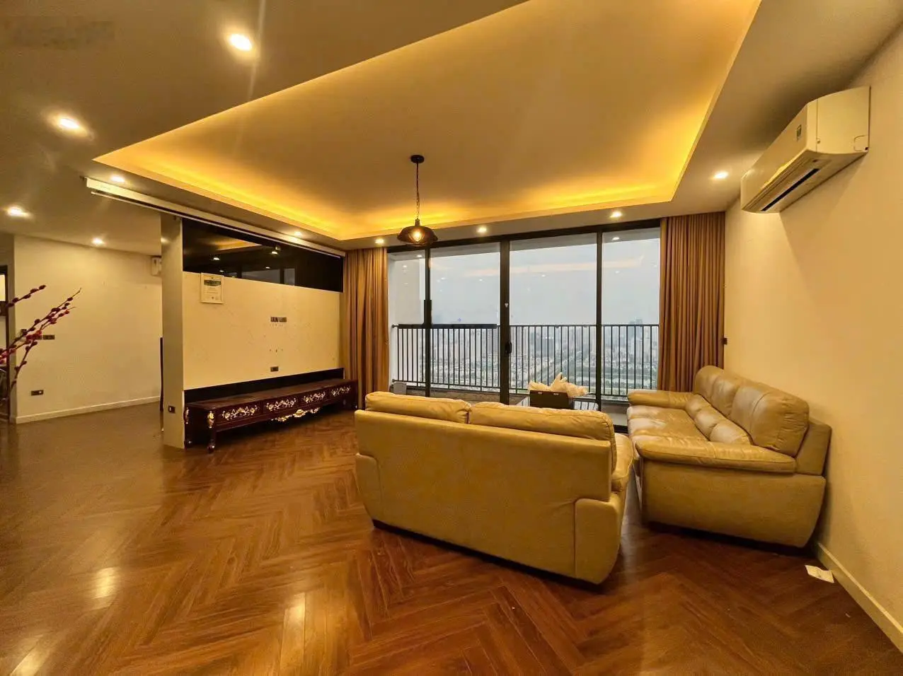 Bán căn hộ Penhouse tòa nhà N01-T5 191m2 - KHU NGOẠI GIAO ĐOÀN - View trọn Starlake