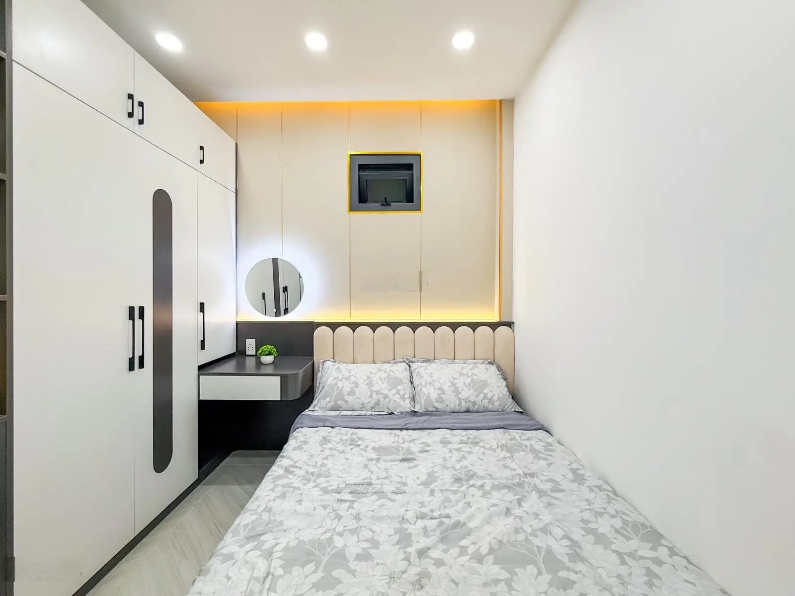 Bán nhà HXH full nội thất trên Đường Phan Văn Trị, phường 11, Bình Thạnh