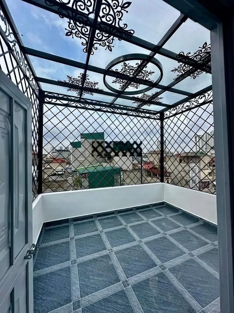 Hơn 7 tỷ có nhà 6 tầng thang máy tại trần cung từ liêm - nhà đẹp mới xây - gần phố - 34m2
