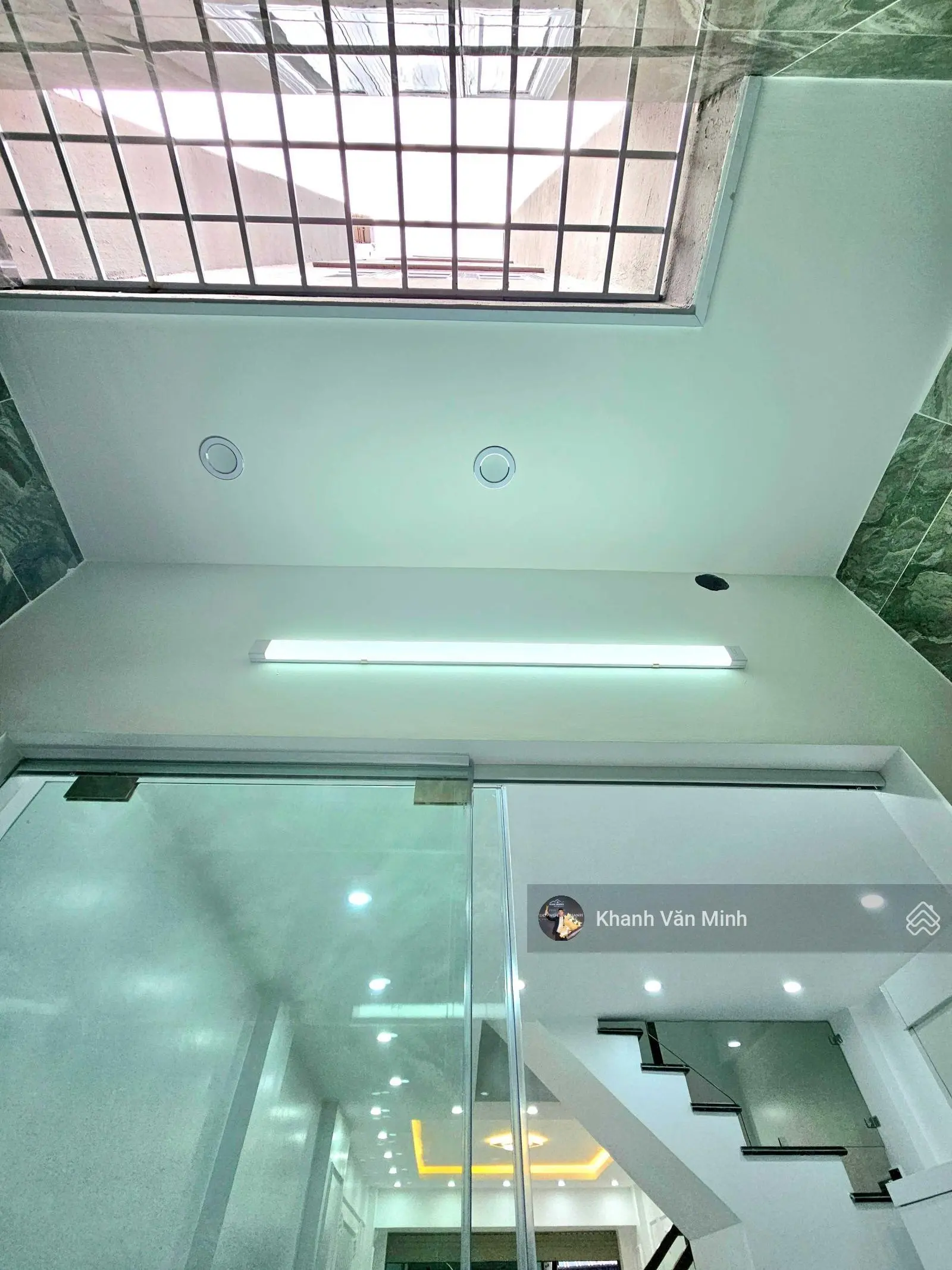Bán nhà mặt ngõ Chợ Hàng, Hồ Sen độc lập 4 tầng giá rao 5 tỷ 450 triệu