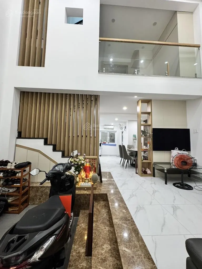 Khu nhà giàu Nguyễn Trọng Tuyển, 62m2, ngang 6m, tặng full nội thất, 7 tỷ nhỉnh