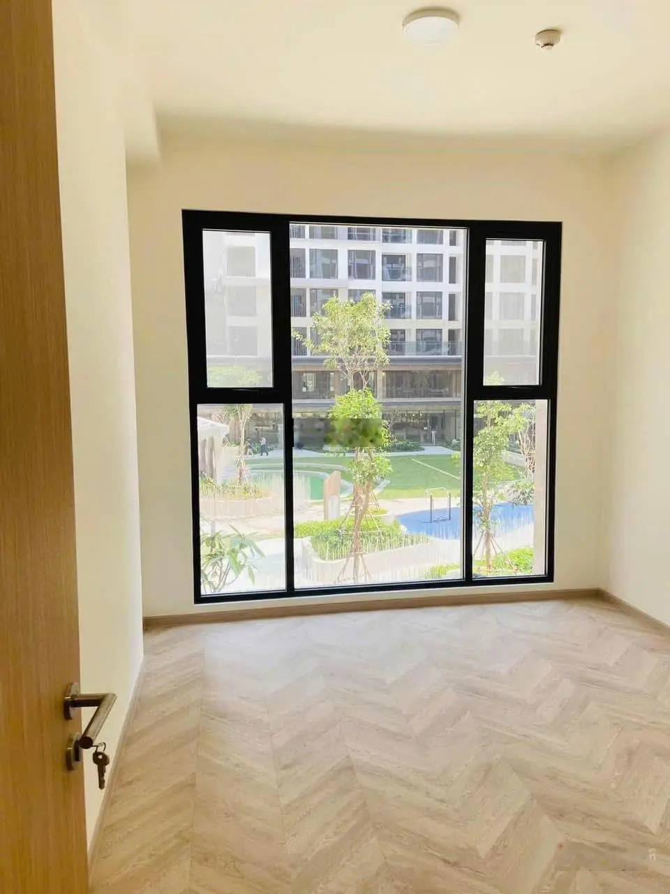 Bán duplex Masteri Centre Point tại Vinhomes Q9 Liên hệ 0828/030/977 em Thiện