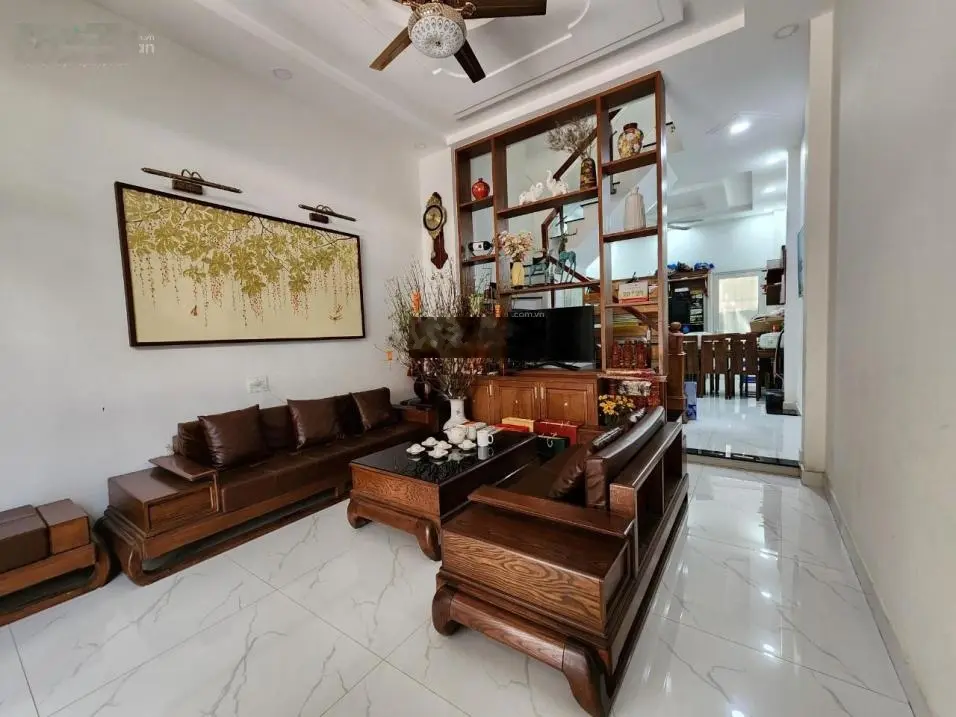 Đôc tôn! 5.9 tỷ nhà 1T2L đẹp full nội thất. Sát MT Liên Phường. KDC đồng bộ, hẻm xe hơi sạch sẽ